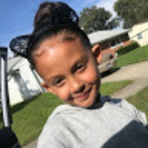 Meet your Posher, Olivia